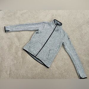 Nike Fleece Full Zip Therma-Fit Woman’s Gray Jacket. Size Medium